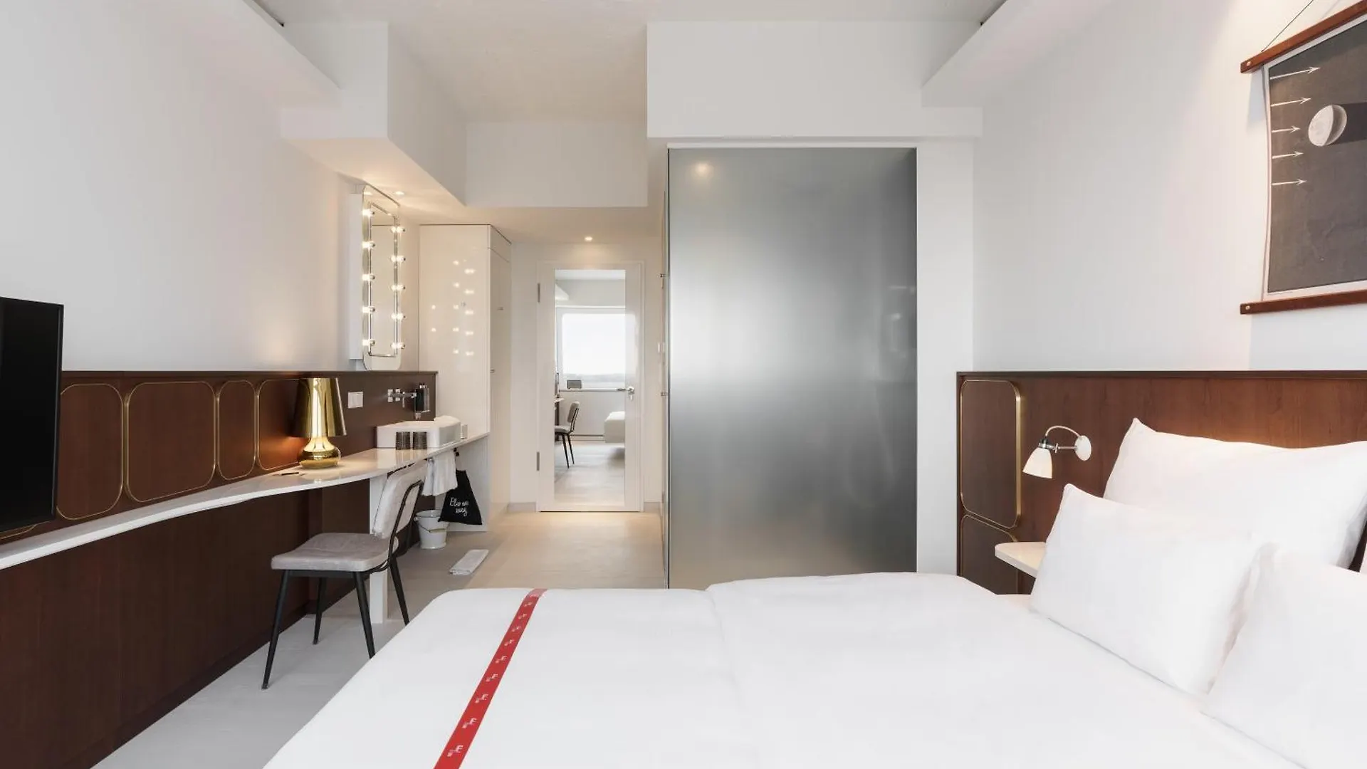 Ruby Luna Hotel デュッセルドルフ ドイツ