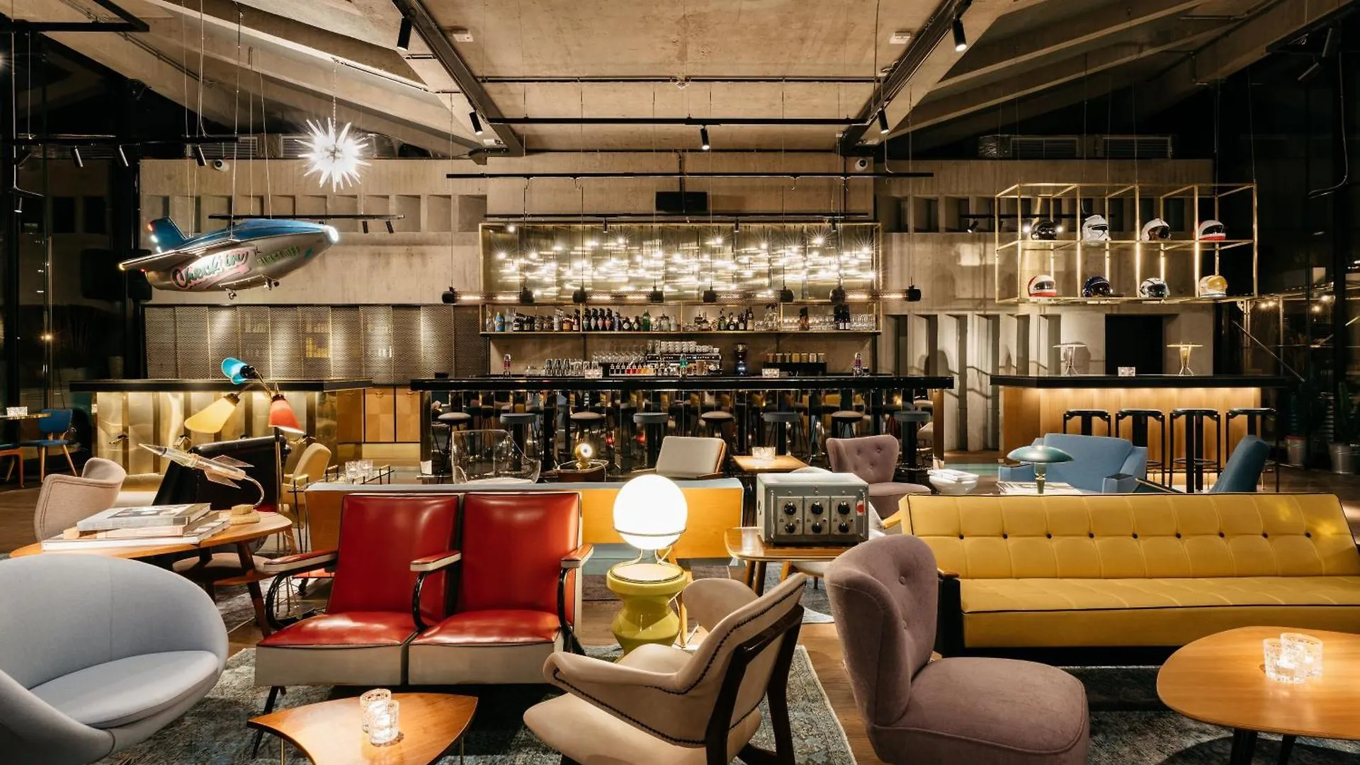 Ruby Luna Hotel デュッセルドルフ